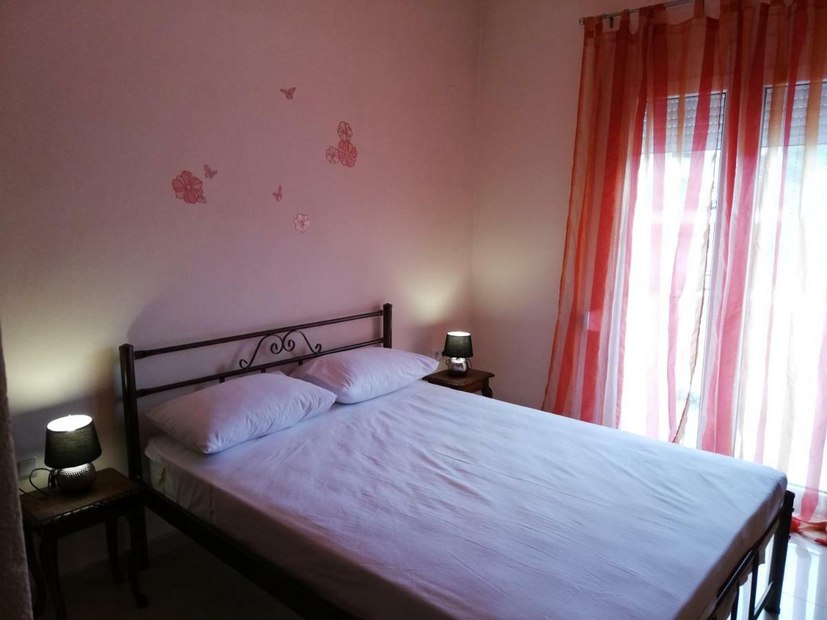 Aspa'S Apartment Kavala Bagian luar foto